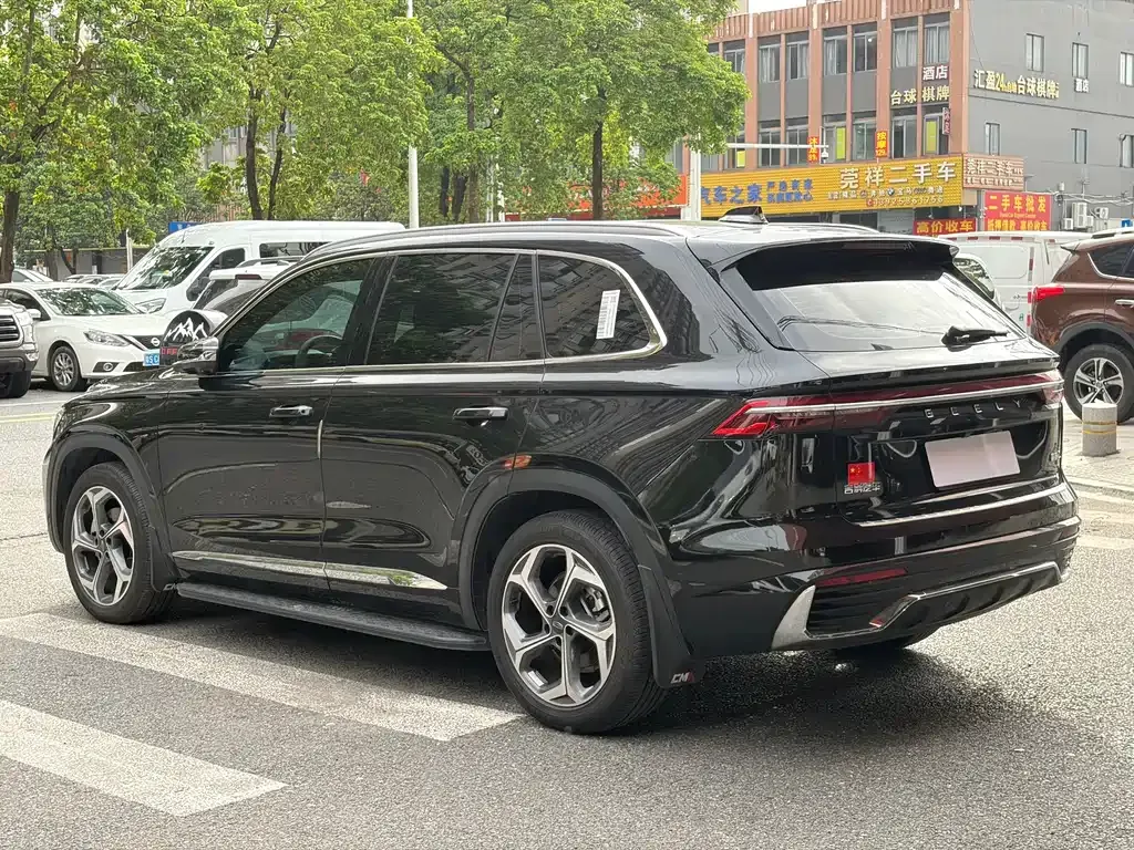 Geely Xingyue L — фото 9