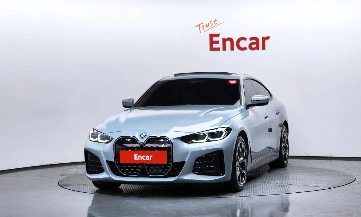 BMW i4 — фото 4