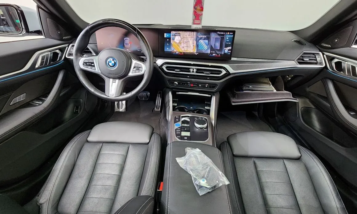 BMW i4 — фото 3