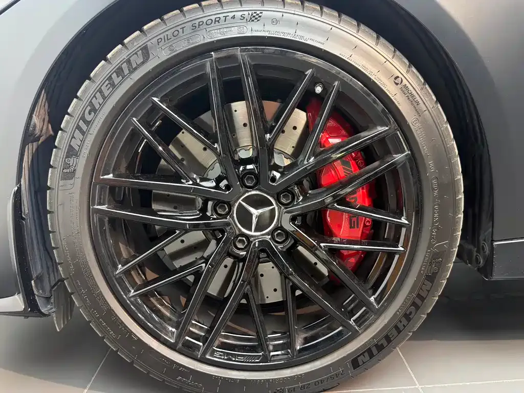 Mercedes-Benz C-Class AMG — фото 10
