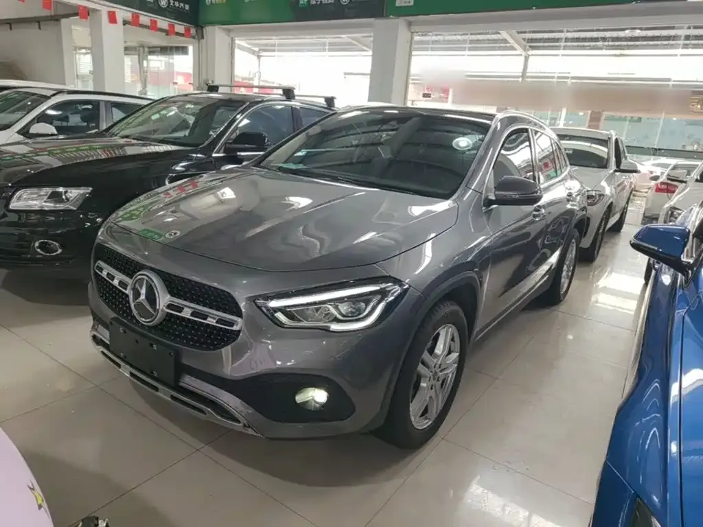 Mercedes-Benz GLA — фото 1