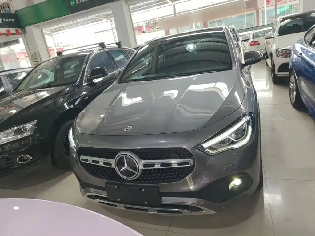 Mercedes-Benz GLA — фото 6