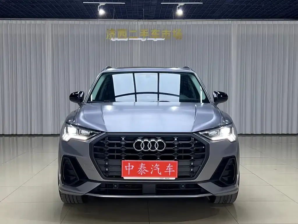 Audi Q3 — фото 10