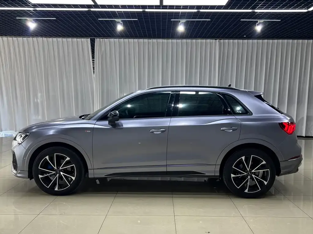 Audi Q3 — фото 2