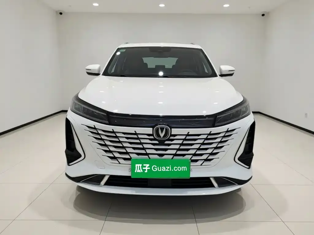 Changan CS75PLUS — фото 2
