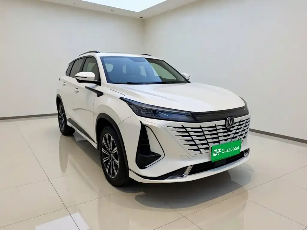 Changan CS75PLUS — фото 8