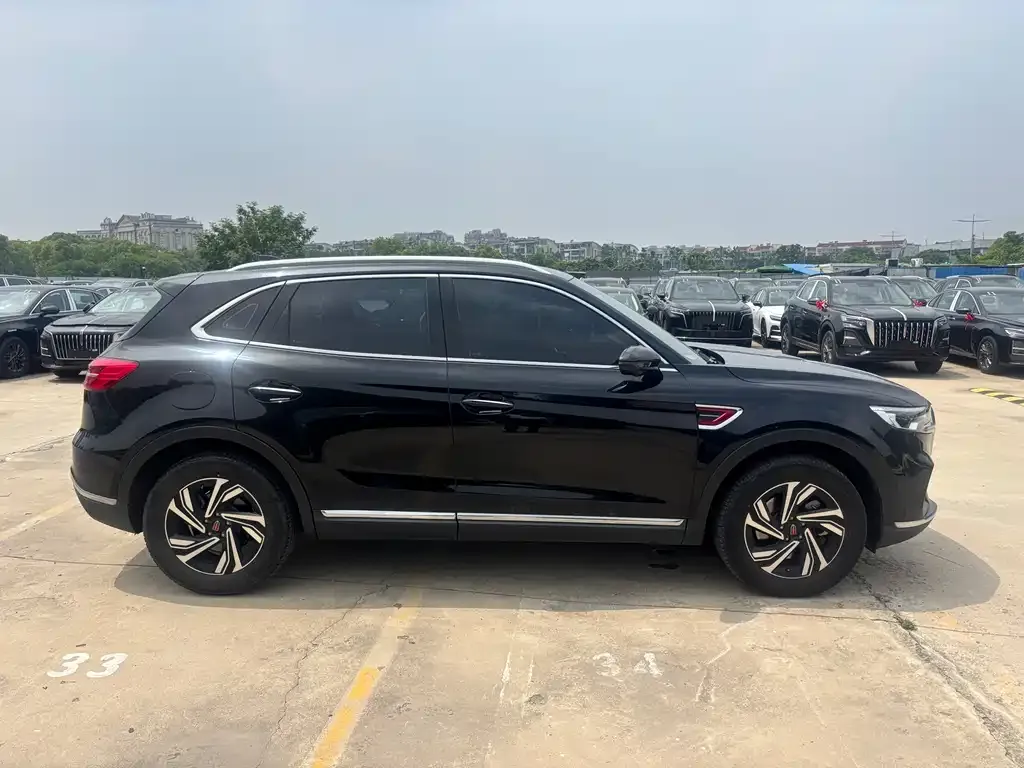 Hongqi HS5 — фото 2