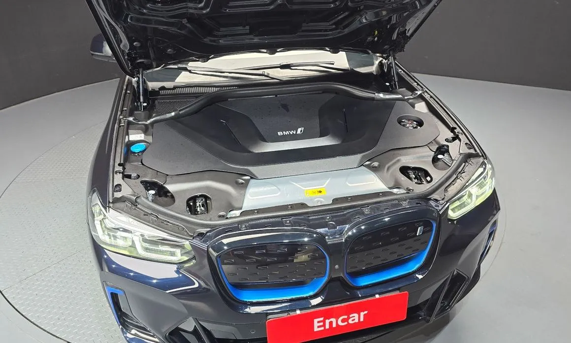 BMW iX3 2023 из KR, фото 5