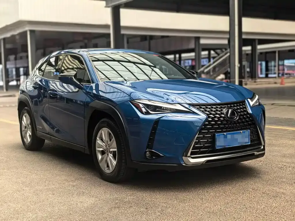 Lexus UX — фото 5