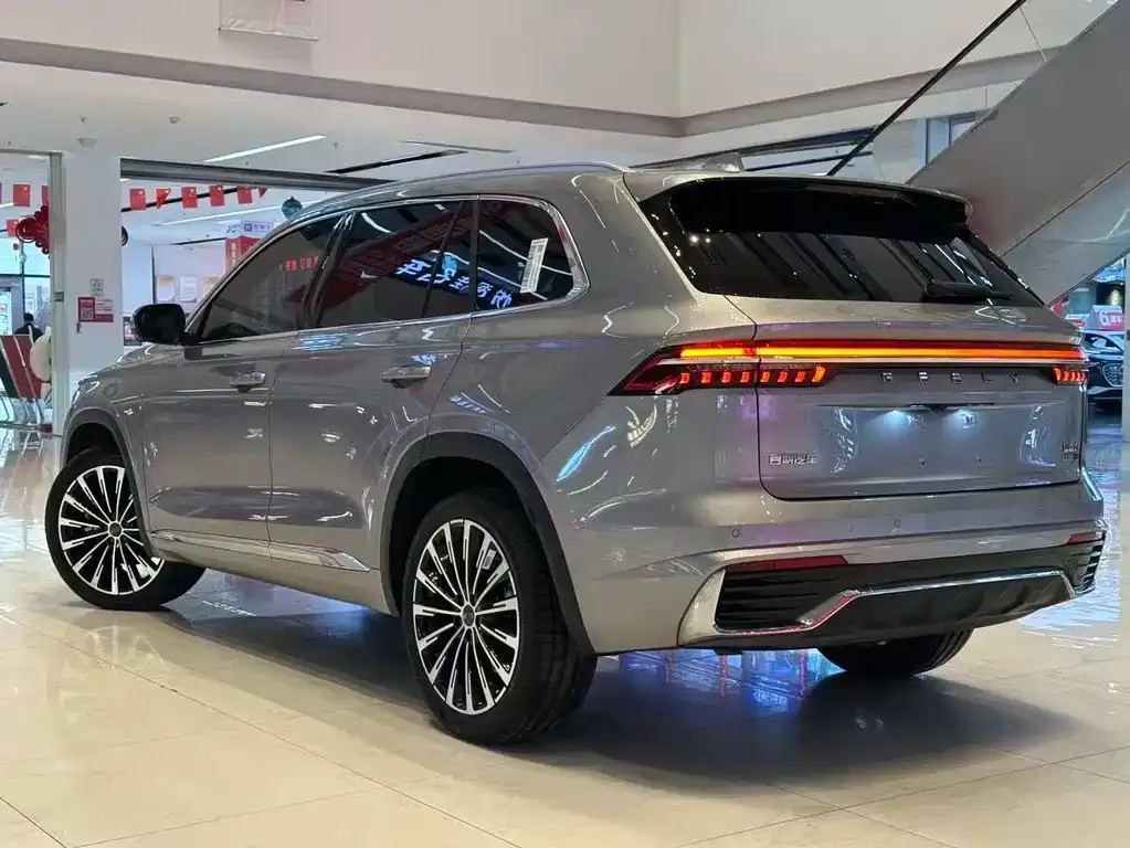 Geely Xingyue L — фото 10