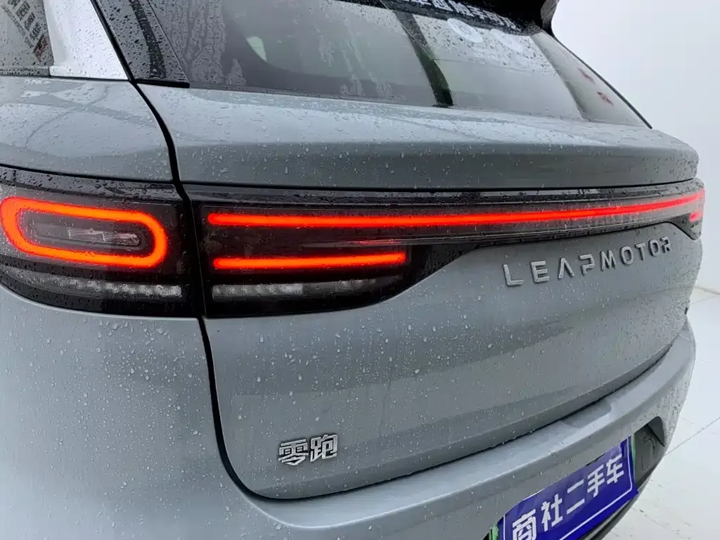 Leapmotor C11 — фото 10