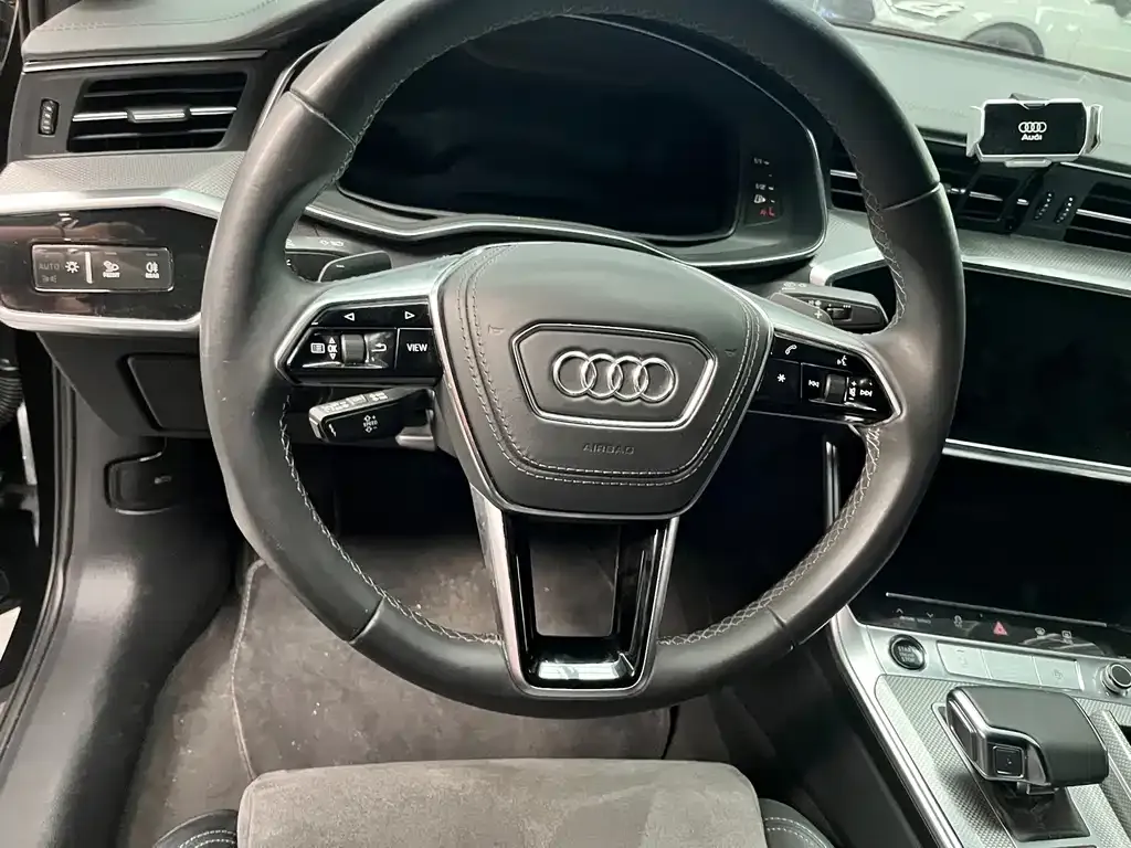 Audi A6L — фото 3