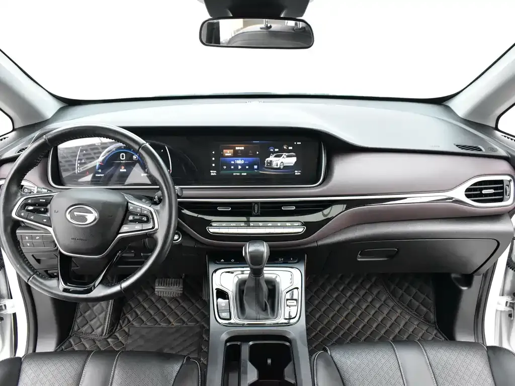 GAC Motor Trumpchi M6 — фото 6