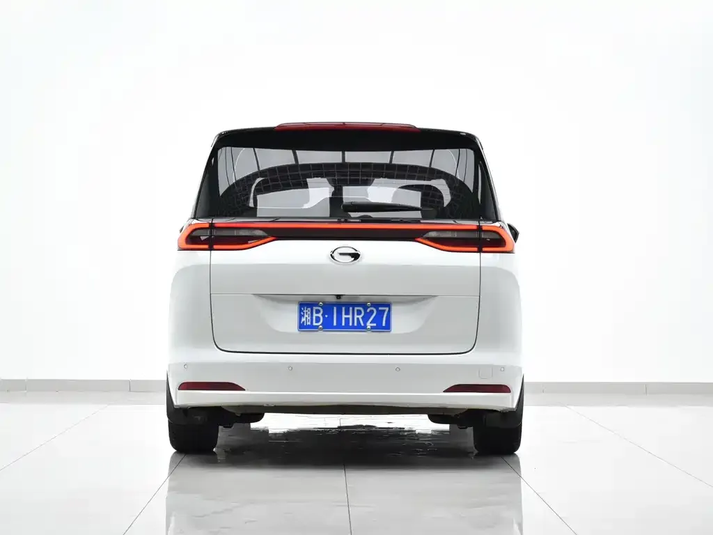 GAC Motor Trumpchi M6 — фото 4