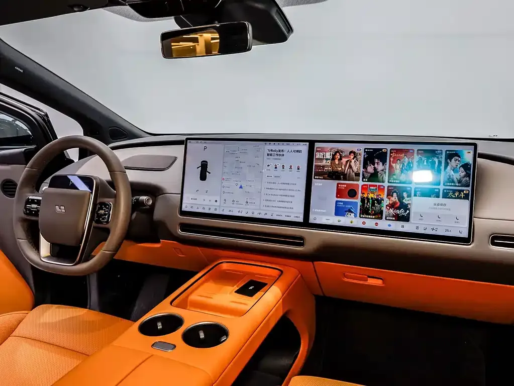 Li Auto i8 — фото 8