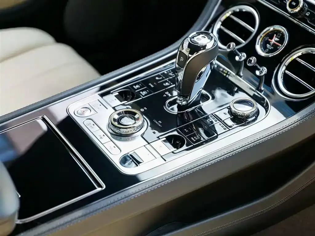 Bentley Continental — фото 6