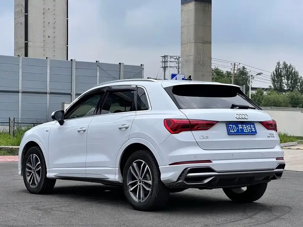Audi Q3 — фото 2