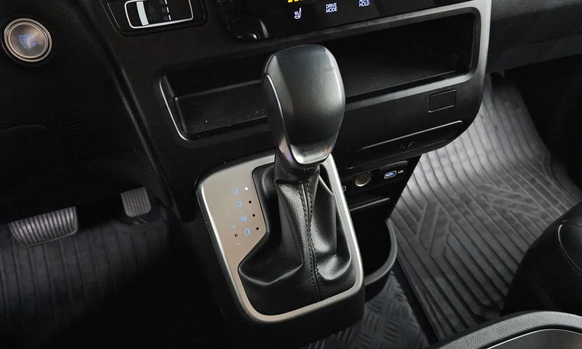 Hyundai Staria — фото 10