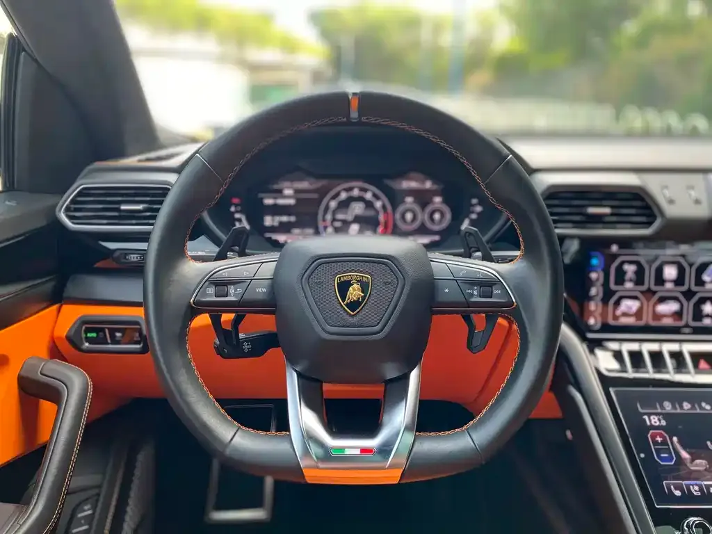 Lamborghini Urus — фото 4