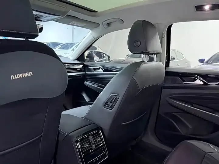 Volkswagen Passat — фото 4