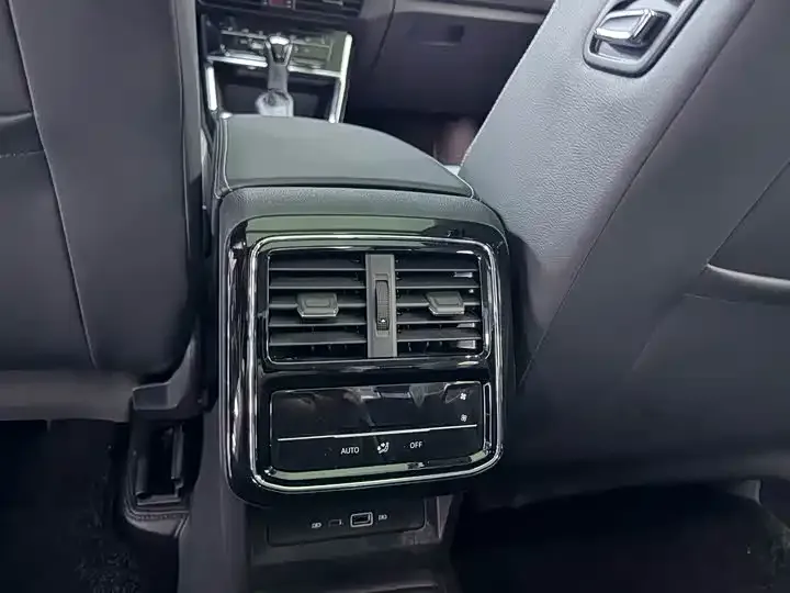 Volkswagen Passat — фото 2