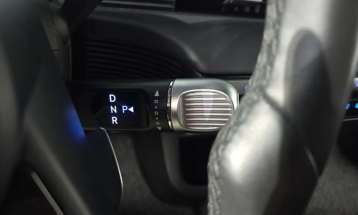 Hyundai Ioniq5 — фото 4