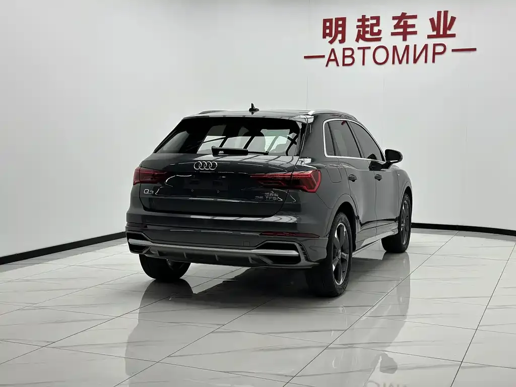 Audi Q3 — фото 6