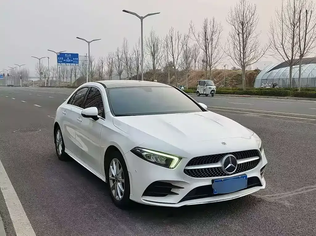 Mercedes-Benz A-Class — фото 7