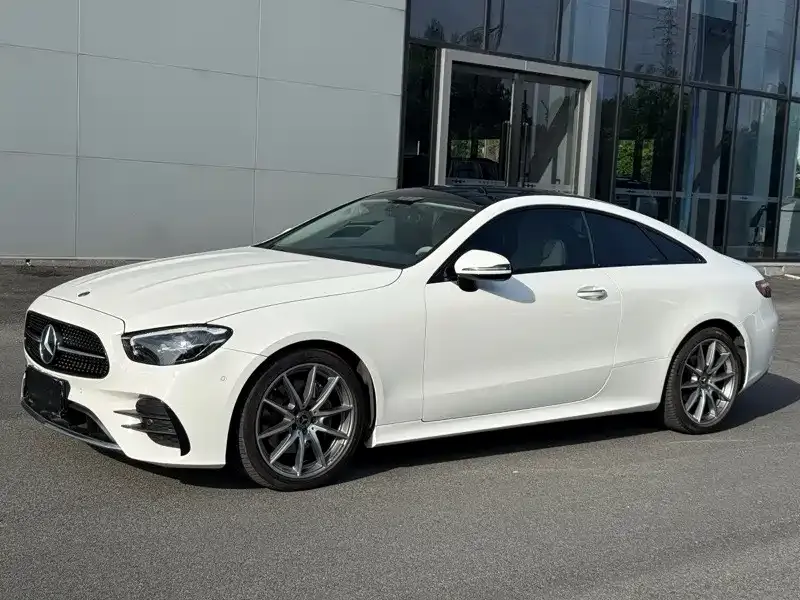 Mercedes-Benz E-Class (Import) — фото 1