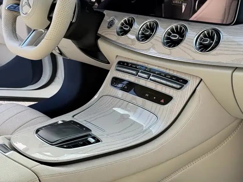 Mercedes-Benz E-Class (Import) — фото 5