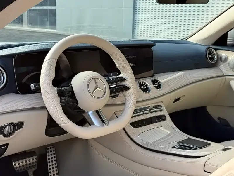 Mercedes-Benz E-Class (Import) — фото 3
