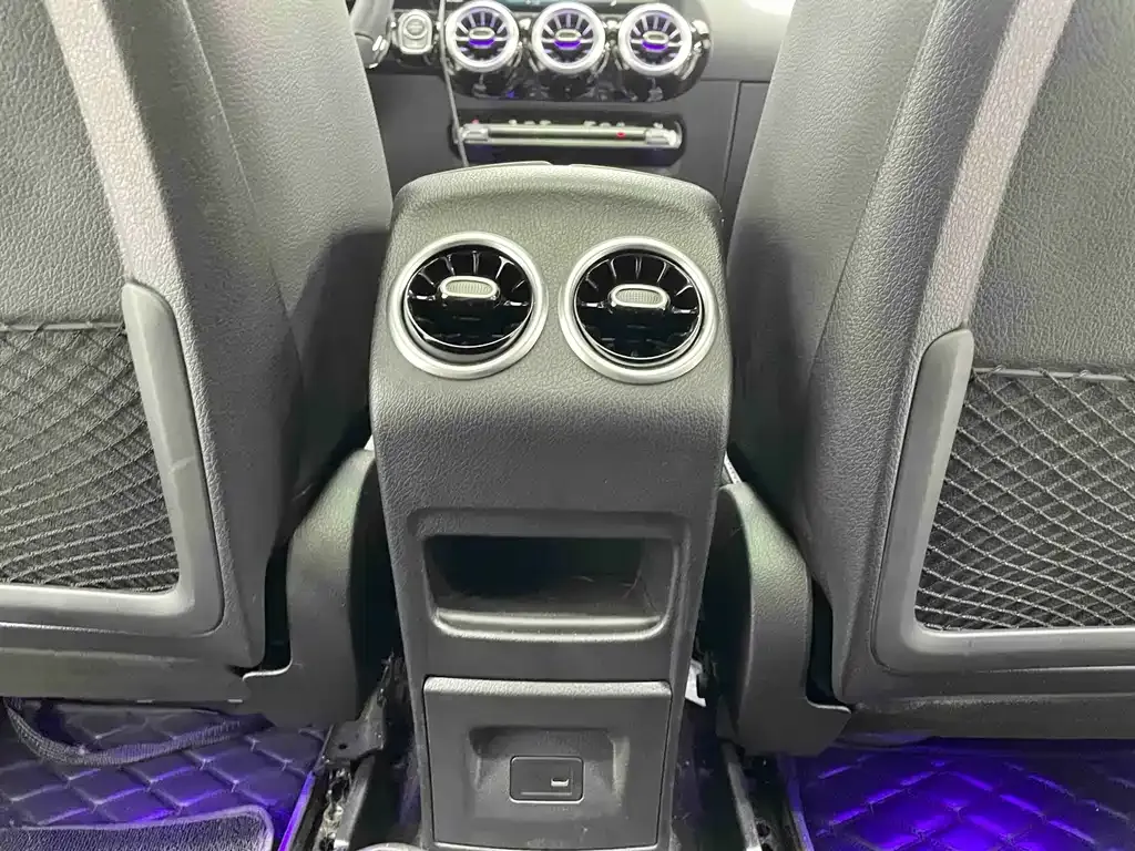 Mercedes-Benz GLA — фото 5