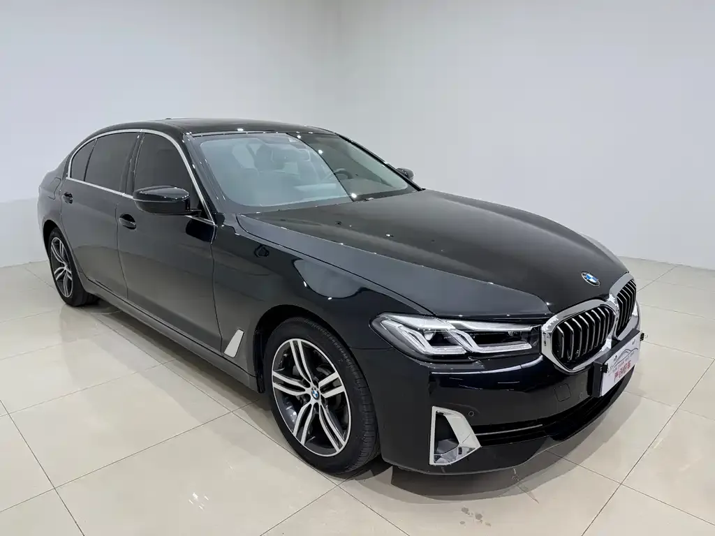 BMW 5 Series — фото 2