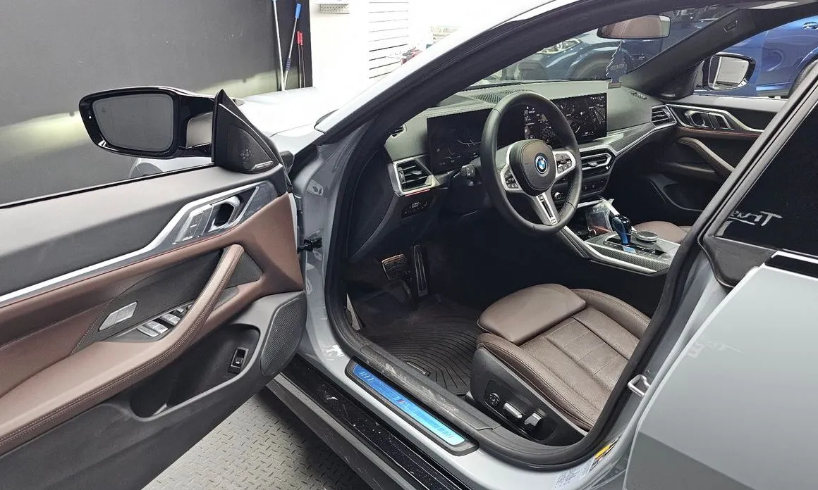 BMW i4 — фото 7
