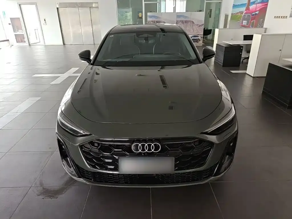 Audi A5L — фото 2