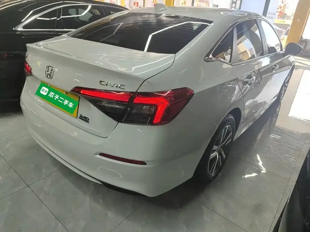 Honda Civic — фото 10