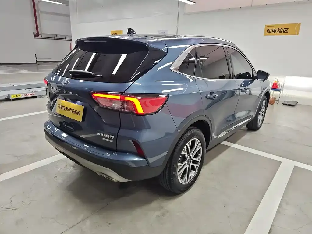 Ford Escape 2023 из CN, фото 10