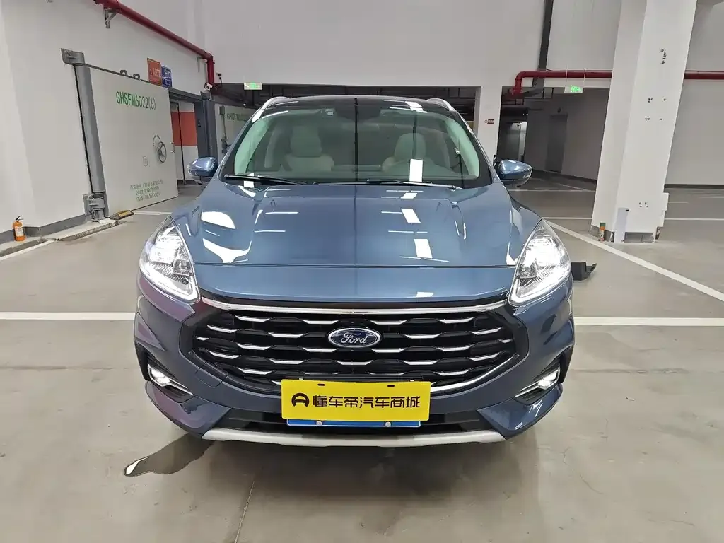 Ford Escape 2023 из CN, фото 4
