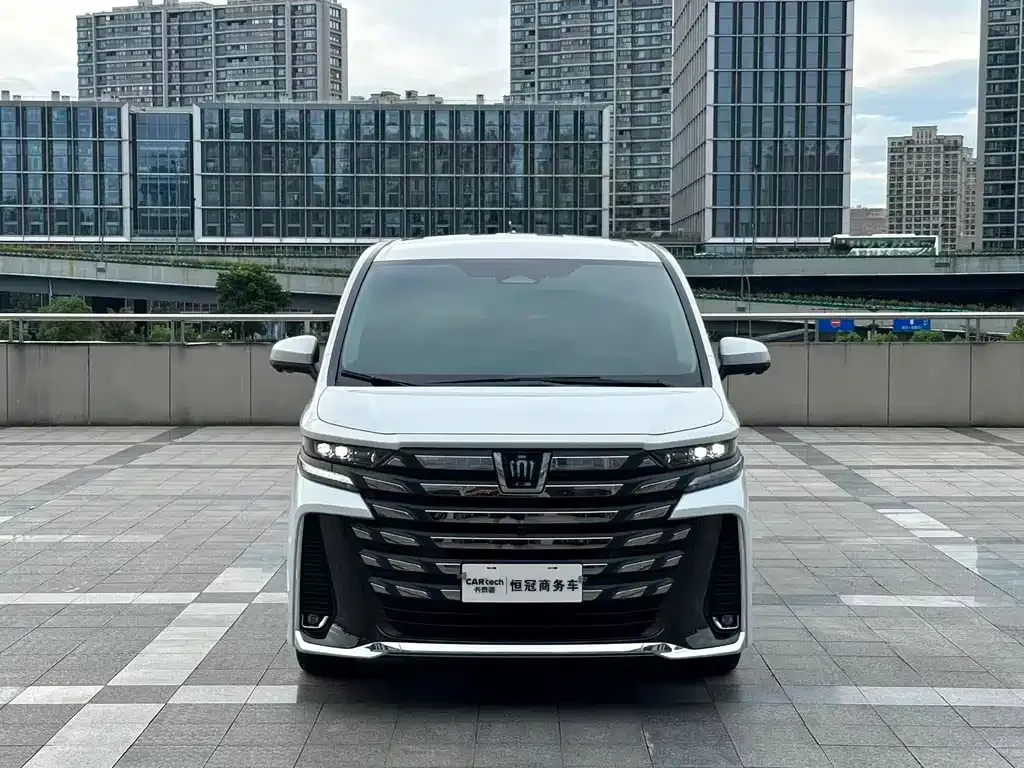 Toyota Vellfire — фото 3