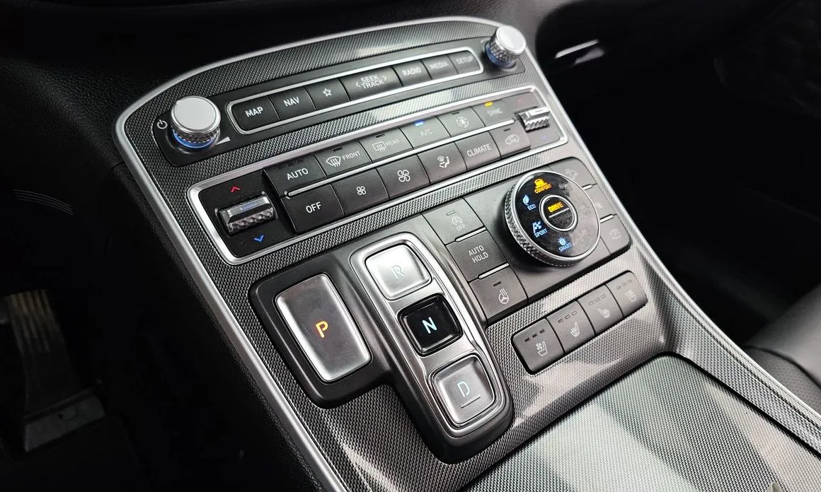 Hyundai Santafe — фото 9