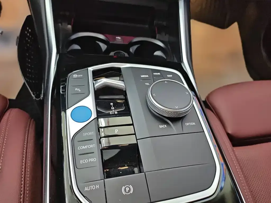 BMW i3 — фото 9