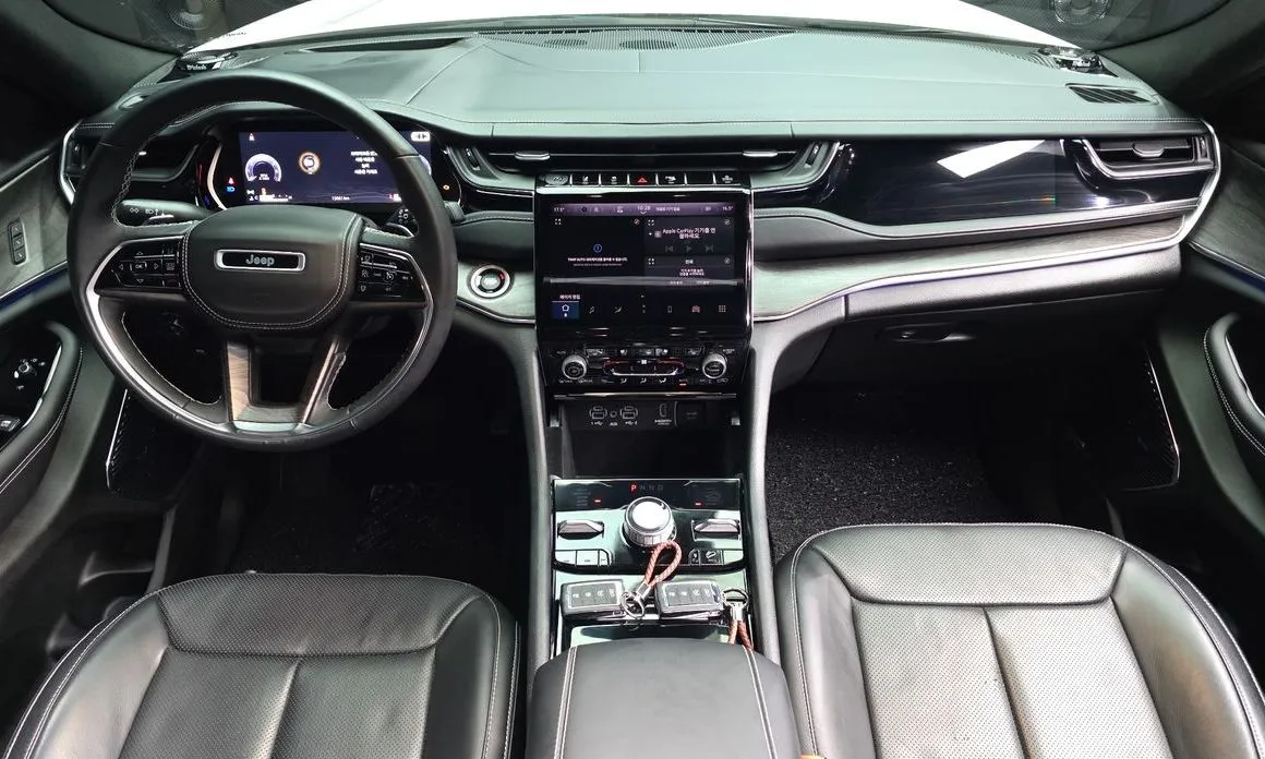 Jeep Cherokee — фото 6