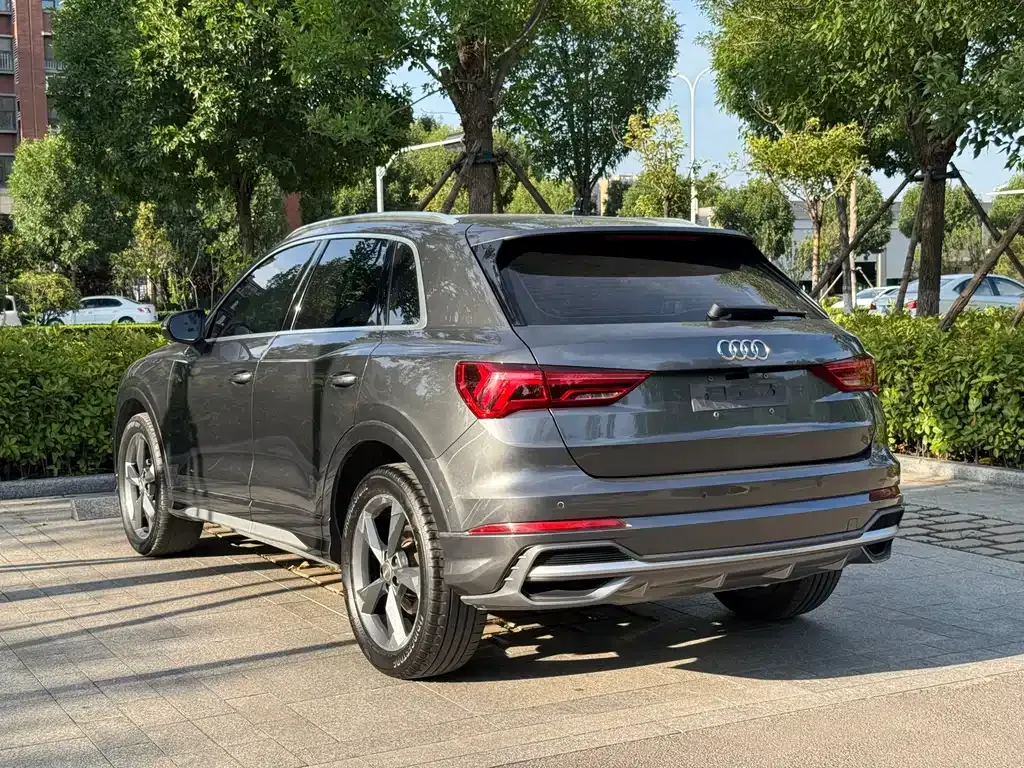 Audi Q3 — фото 4