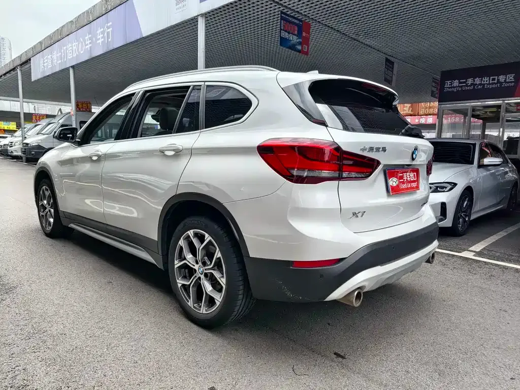 BMW X1 — фото 4