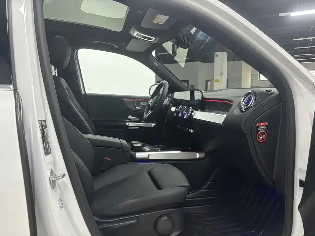 Mercedes-Benz GLB 2021 из CN, фото 10