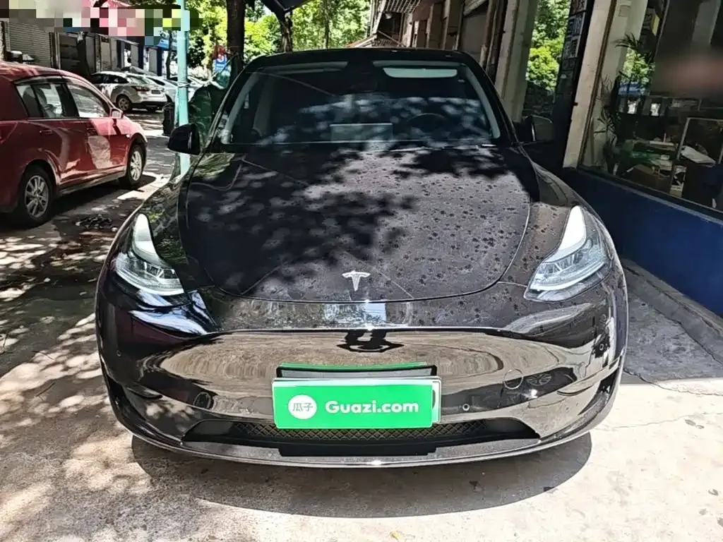 Tesla Model Y — фото 7