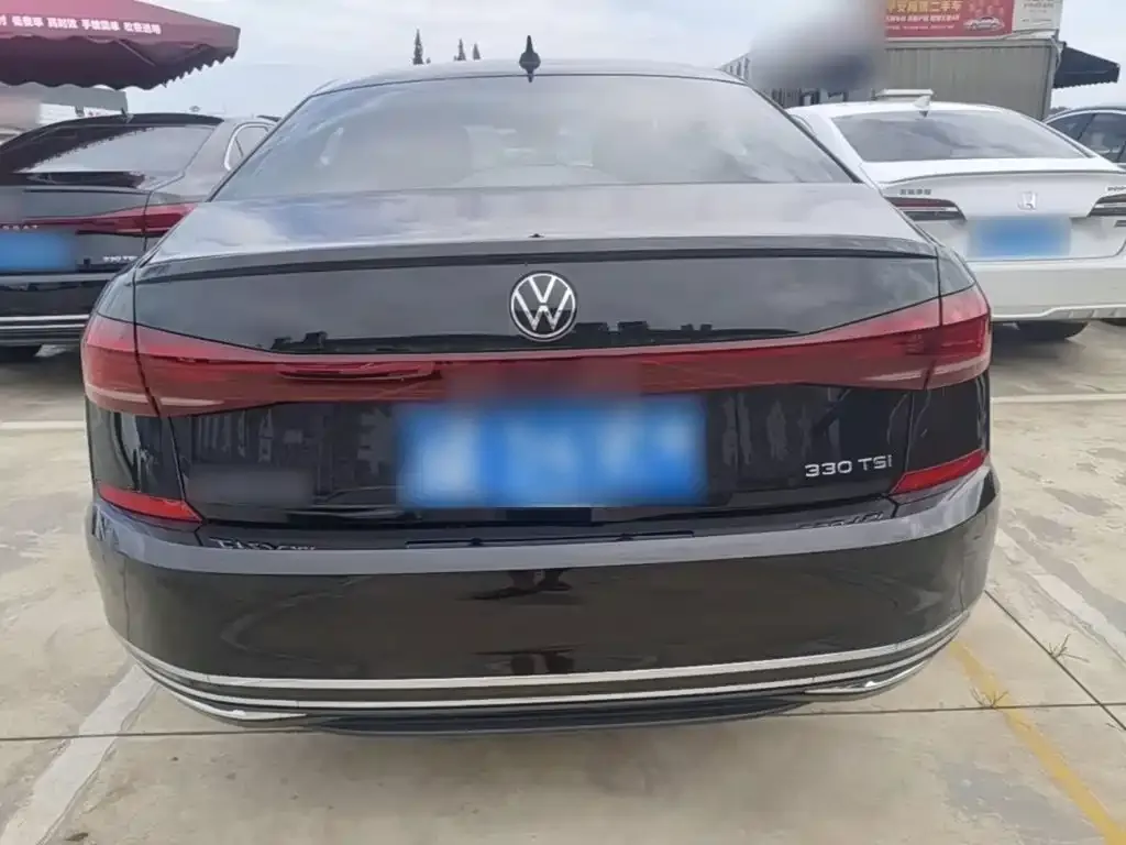 Volkswagen Passat — фото 3