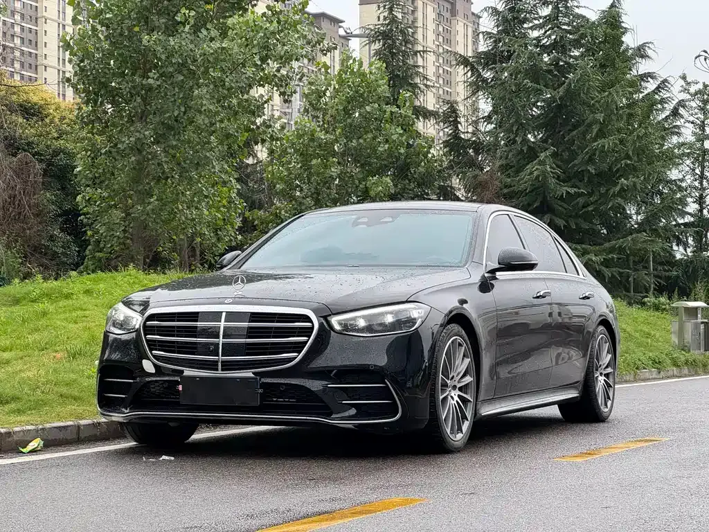 Mercedes-Benz S-Class — фото 1