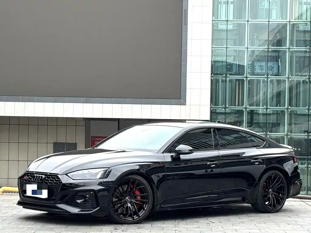 Audi RS 5 — фото 1