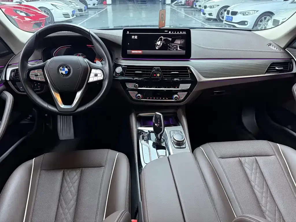 BMW 5 Series — фото 2